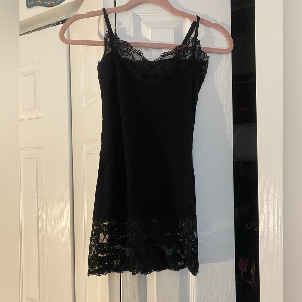 Wet Seal Black Lace Trim Cami